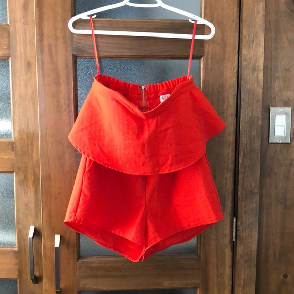 RED PLAYSUIT - Picture 4 of 8